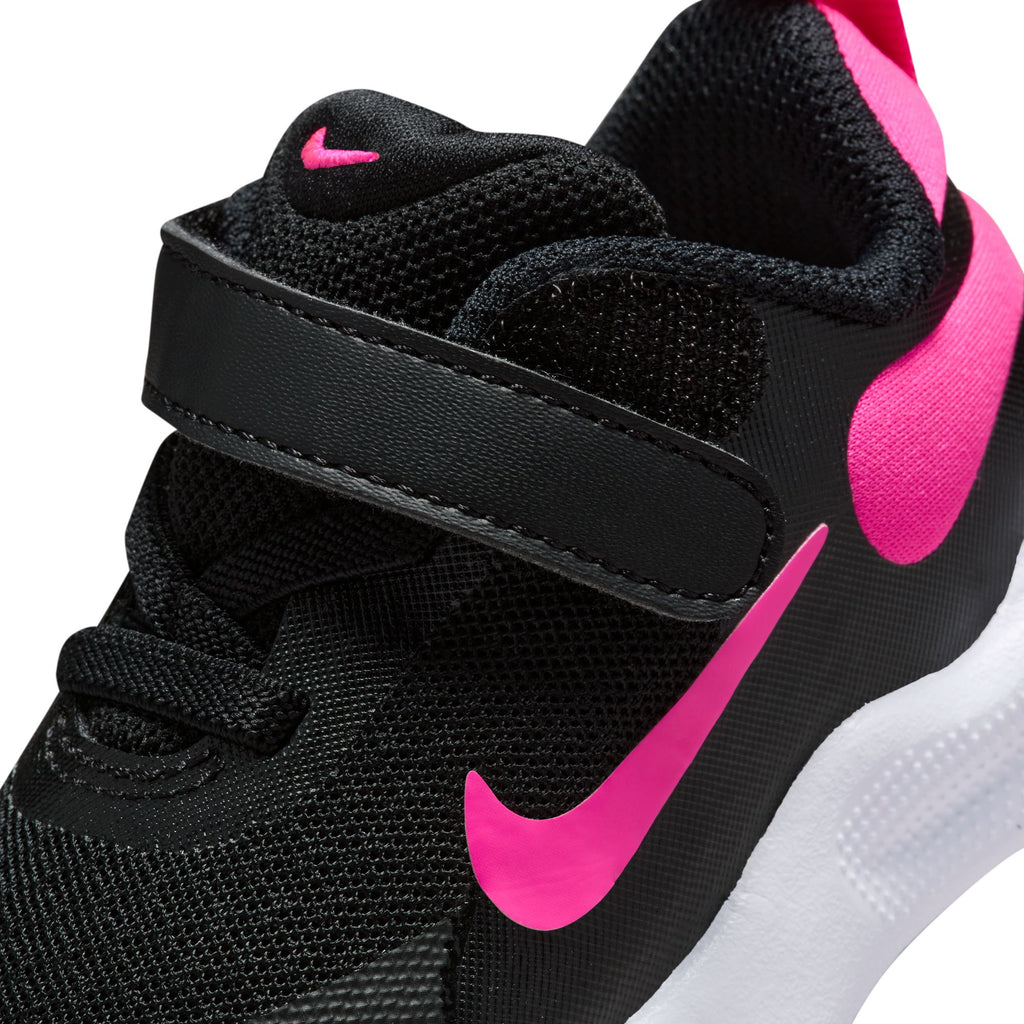 Revolution 7 Kids sneakers