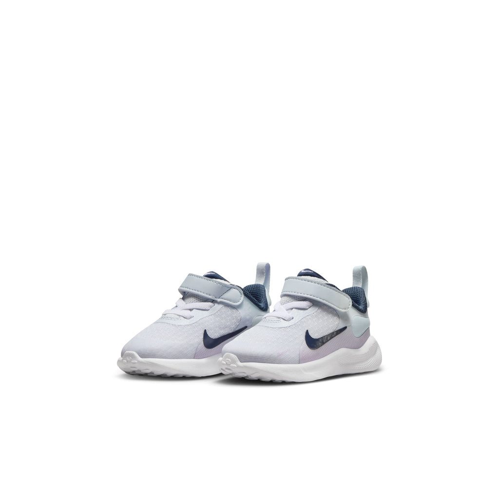 Revolution 7 Kids sneakers