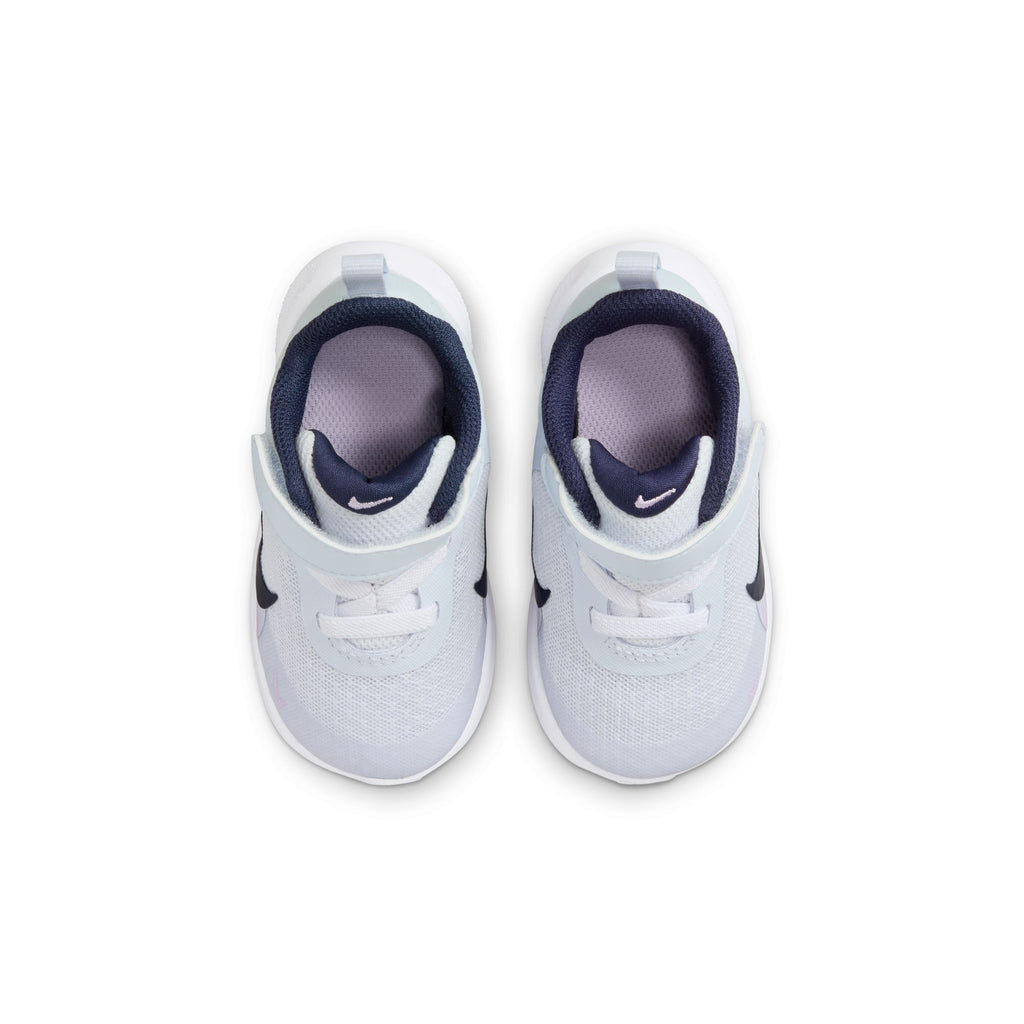 Revolution 7 Kids sneakers