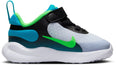 Revolution 7 Kids sneakers