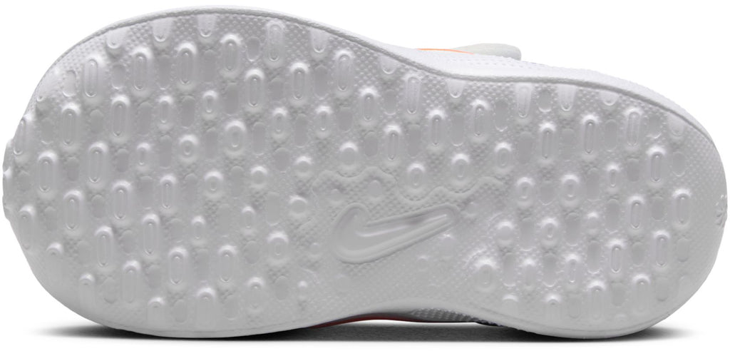 Revolution 7 Kids sneakers