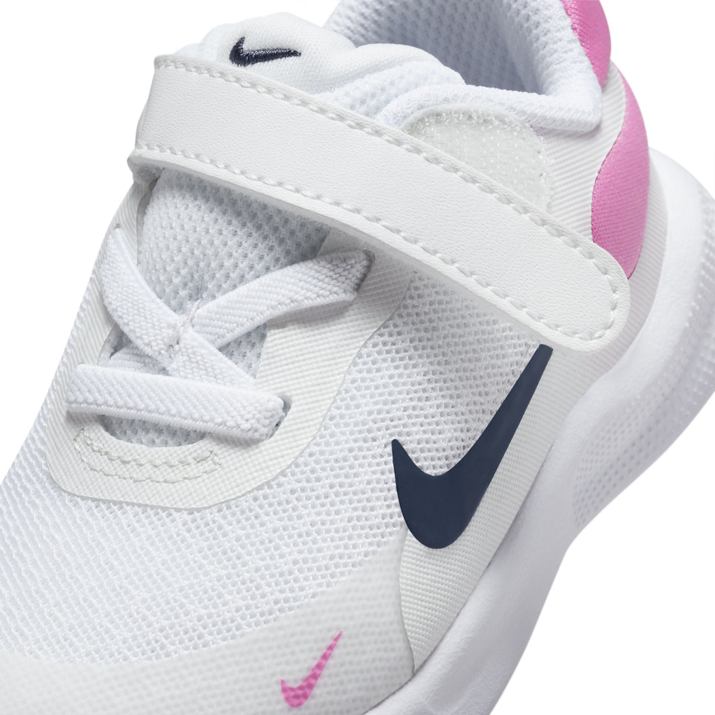 Revolution 7 Kids sneakers