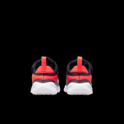 Revolution 7 Kids sneakers