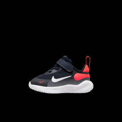 Revolution 7 Kids sneakers