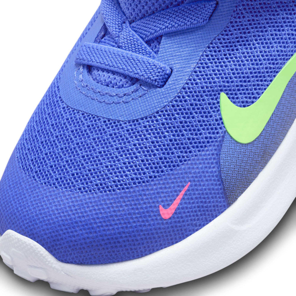 Revolution 7 Kids sneakers