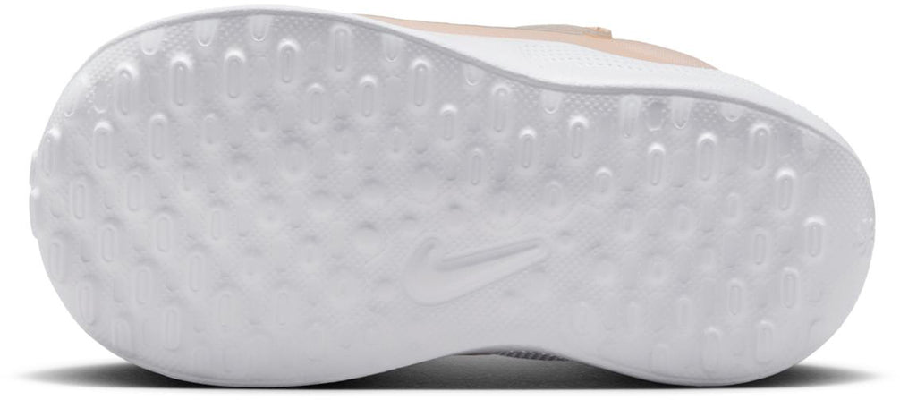 Revolution 7 Kids sneakers