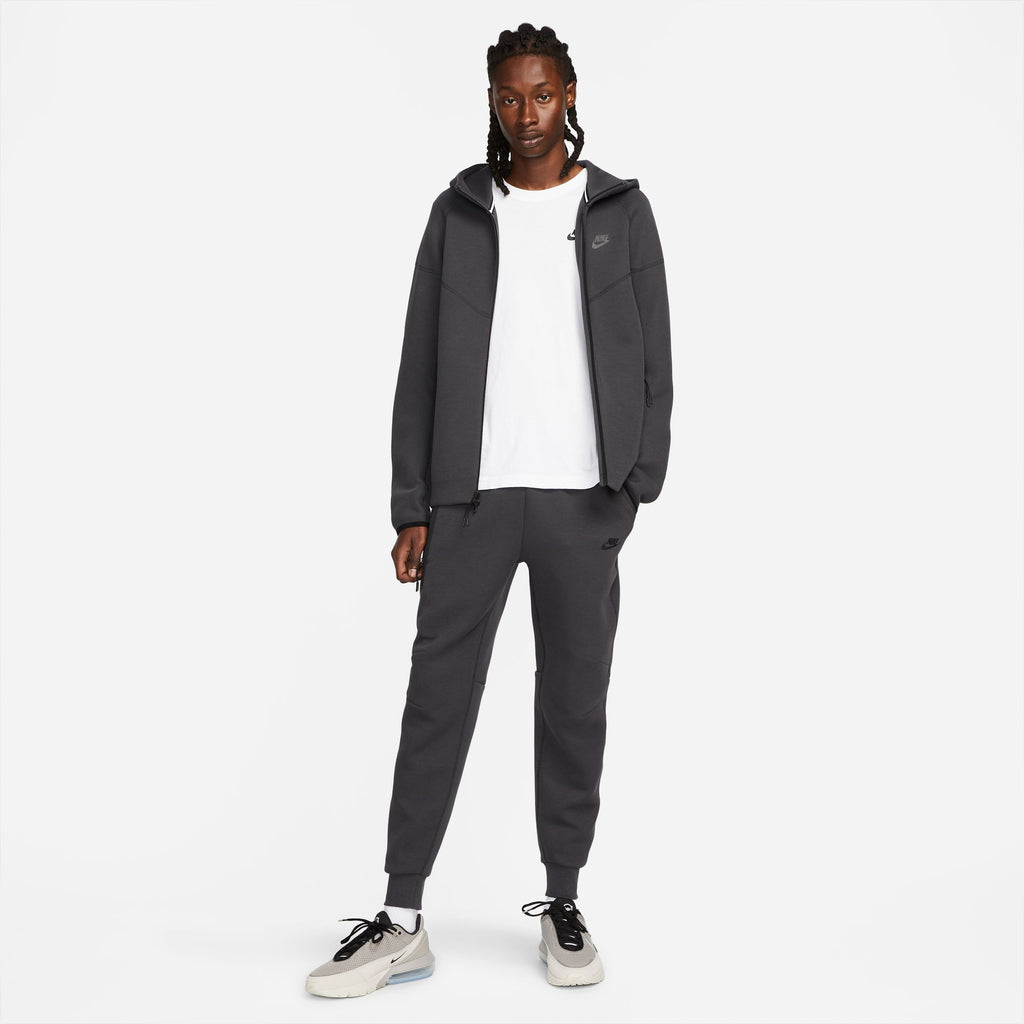 Tech Fleece broek