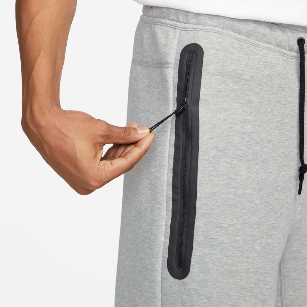 Sportswear Tech Fleece short