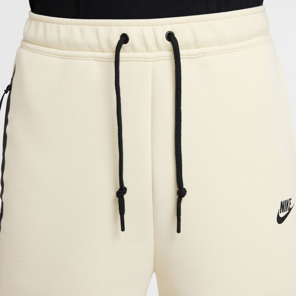 Sportswear Tech Fleece short