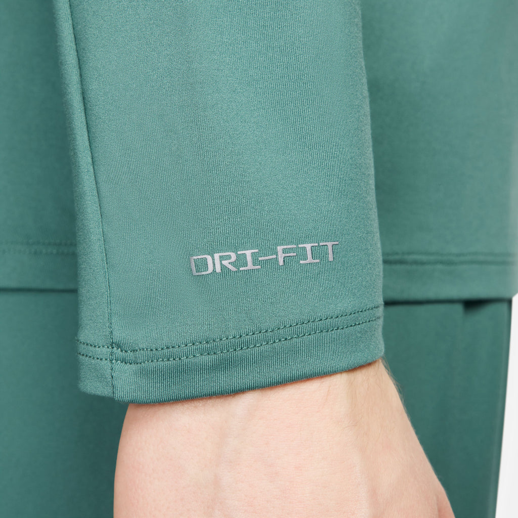 Dri-FIT Element 1/2 Zip longsleeve