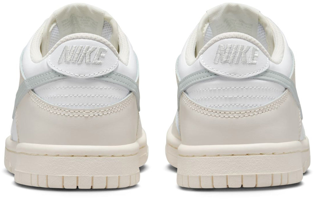 Dunk Low sneakers