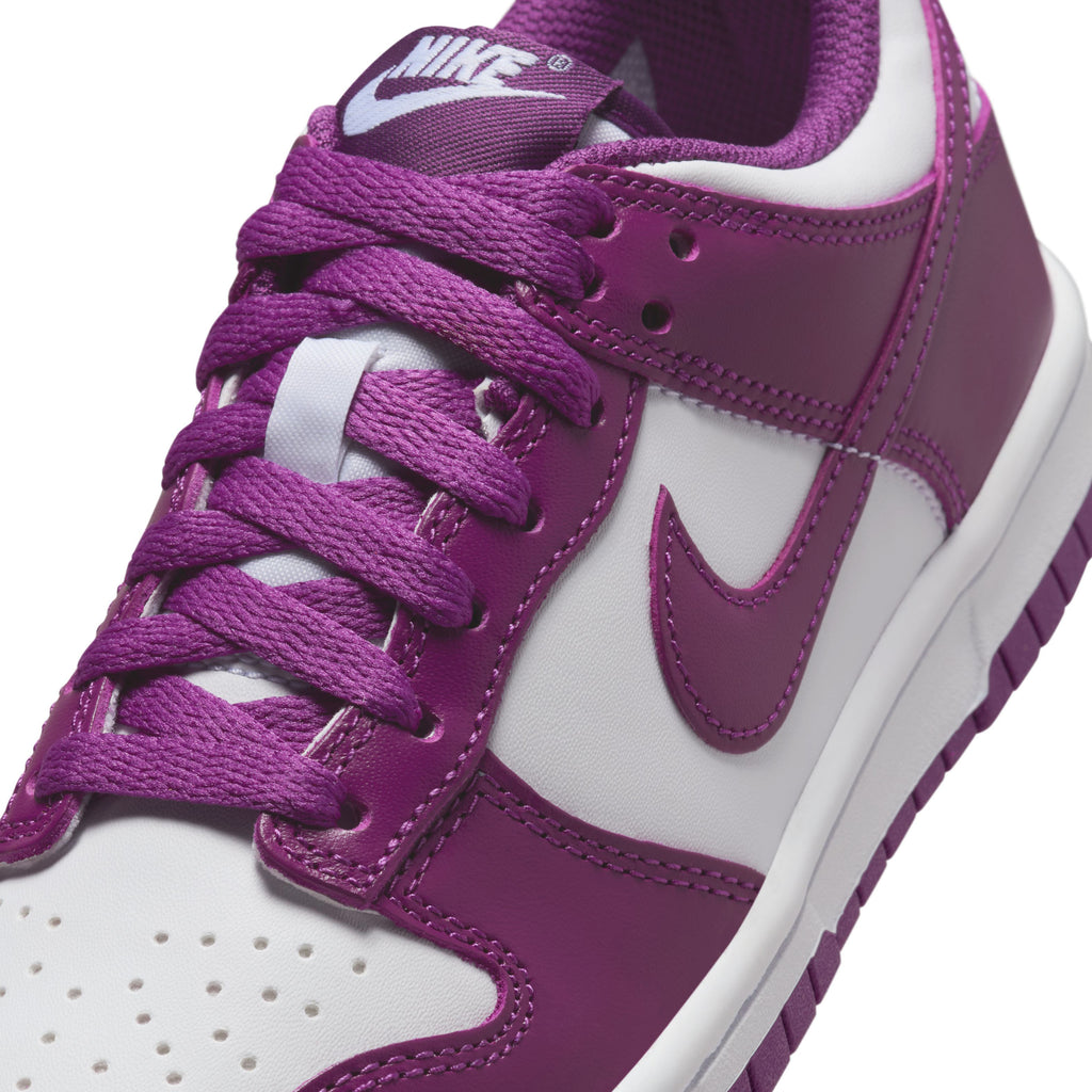 Dunk Low sneakers