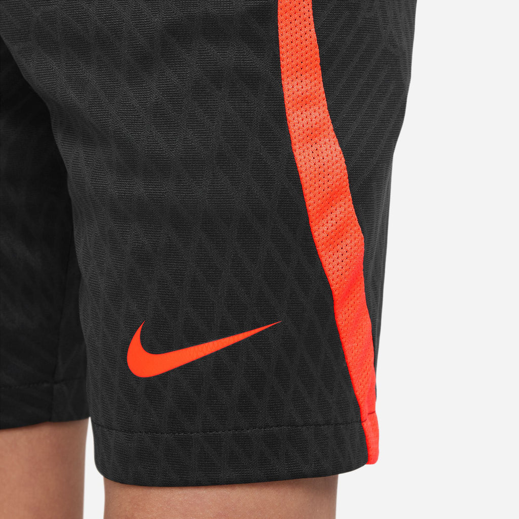 Dri-FIT Strike kids short