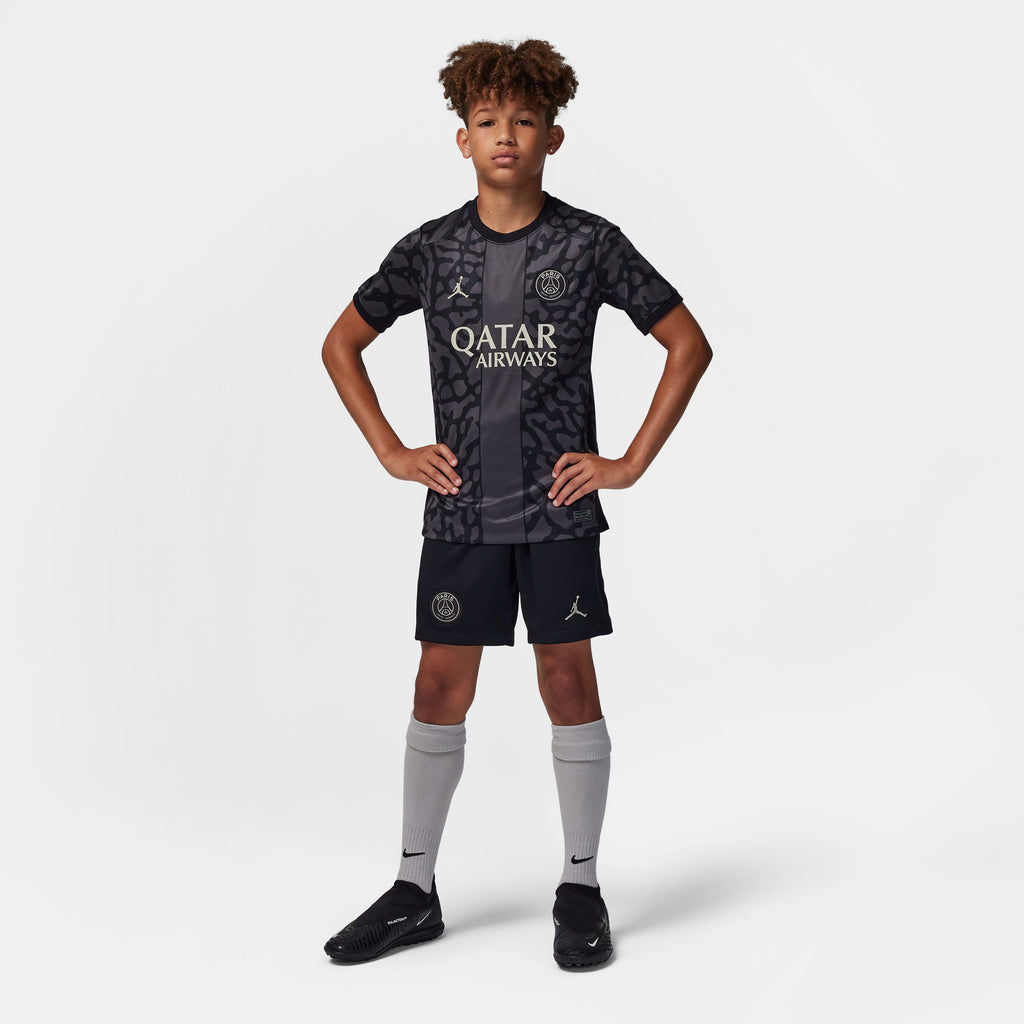 Paris Saint-Germain 2023/24 Stadium Third short