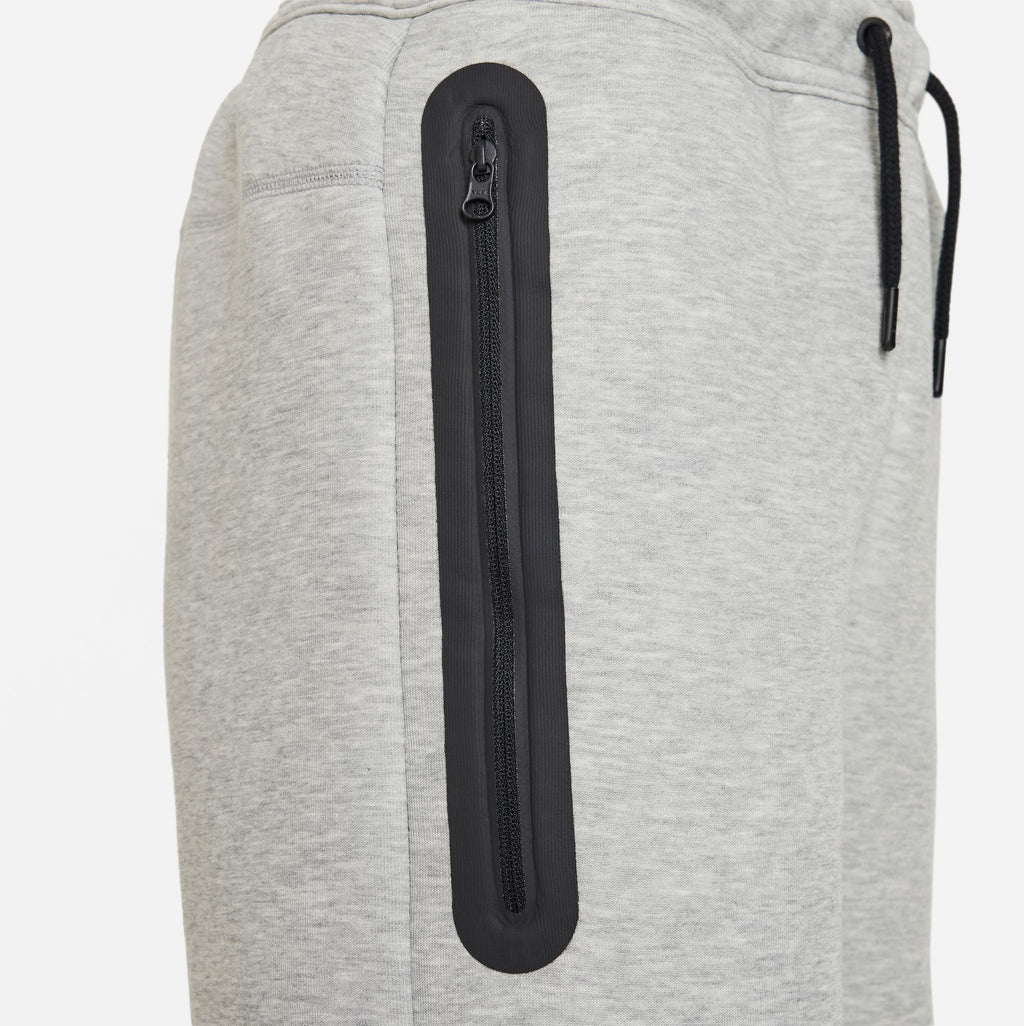 Tech Fleece kids short