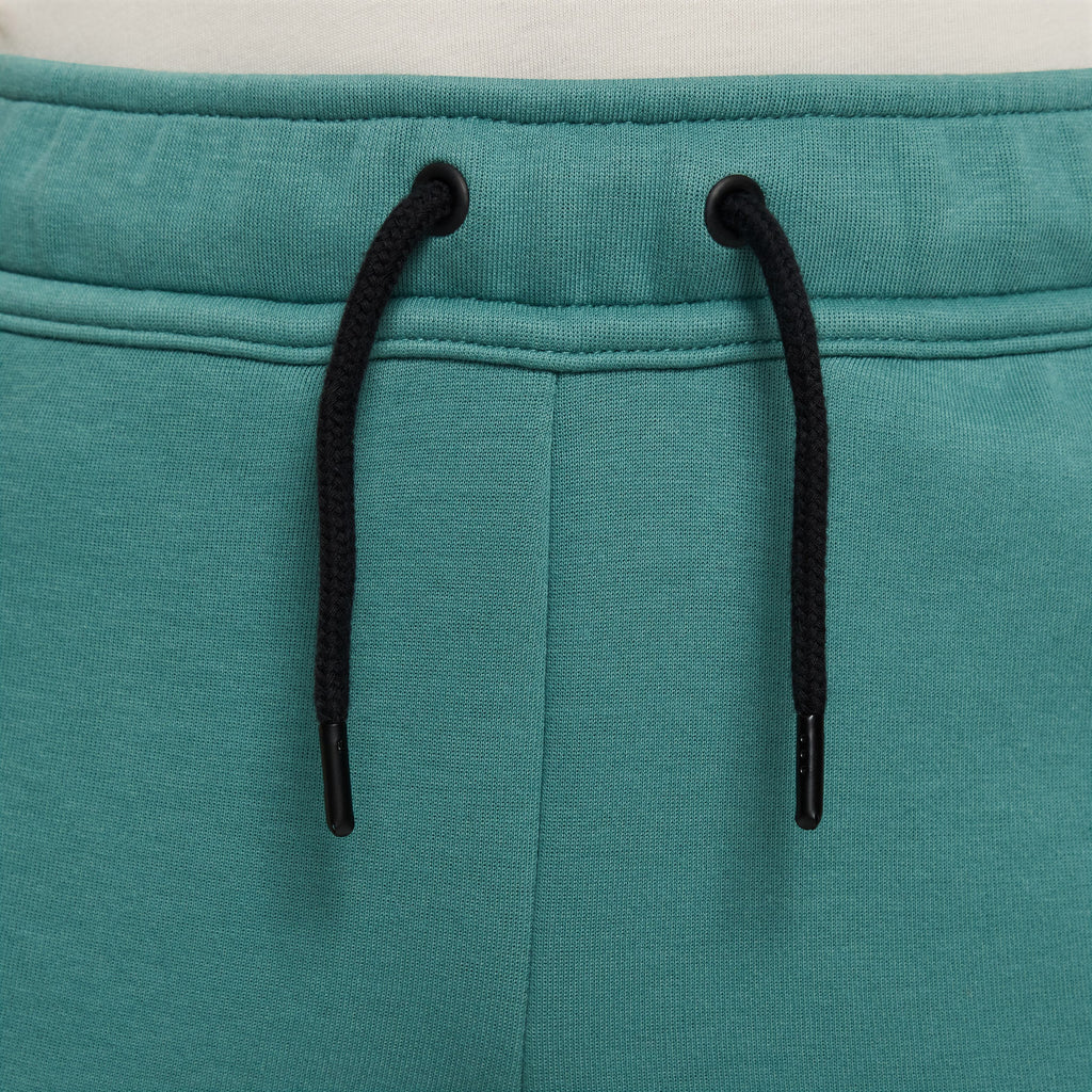 Tech Fleece kids short