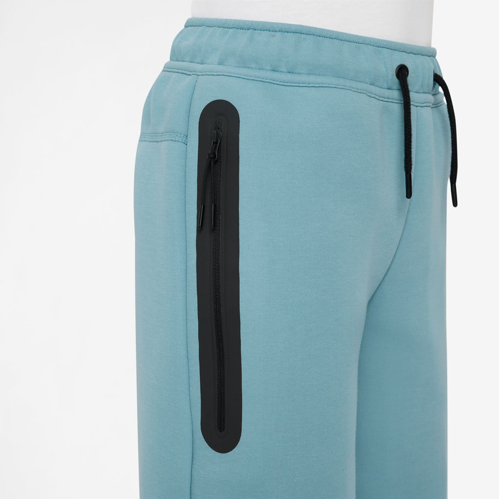 Tech Fleece kids short