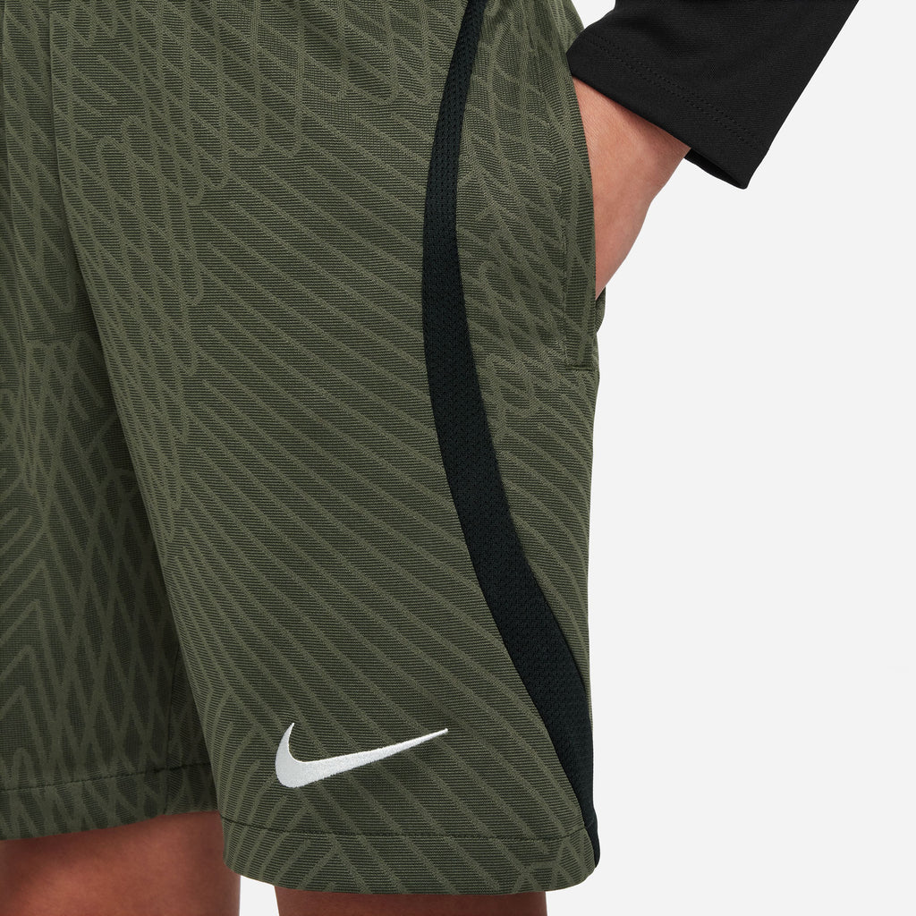 FC Barcelona Strike kids short