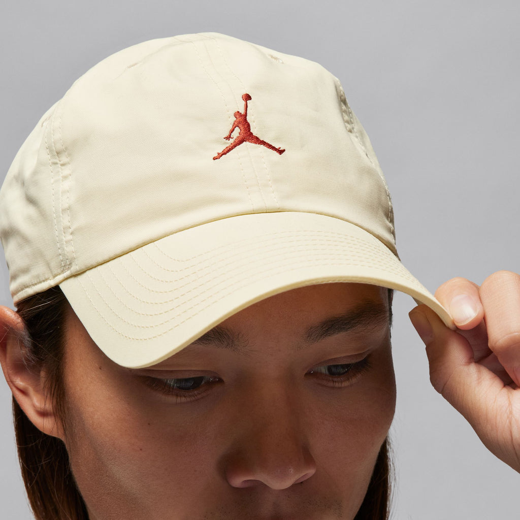 Jordan Club Adjustable Unstruct pet