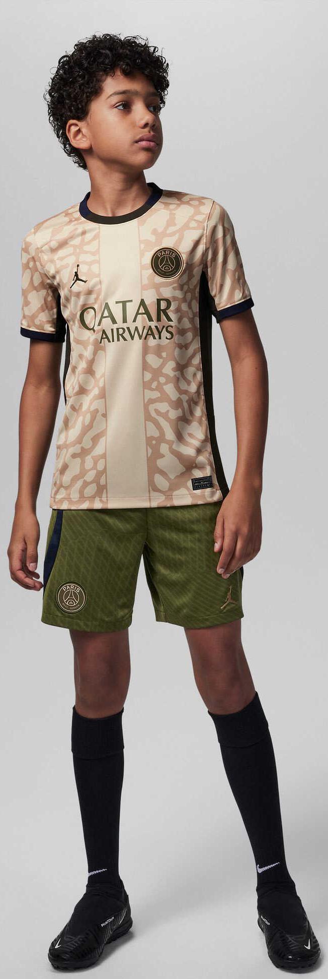 Paris Saint-Germain 2023/24 Stadium 4th shirt