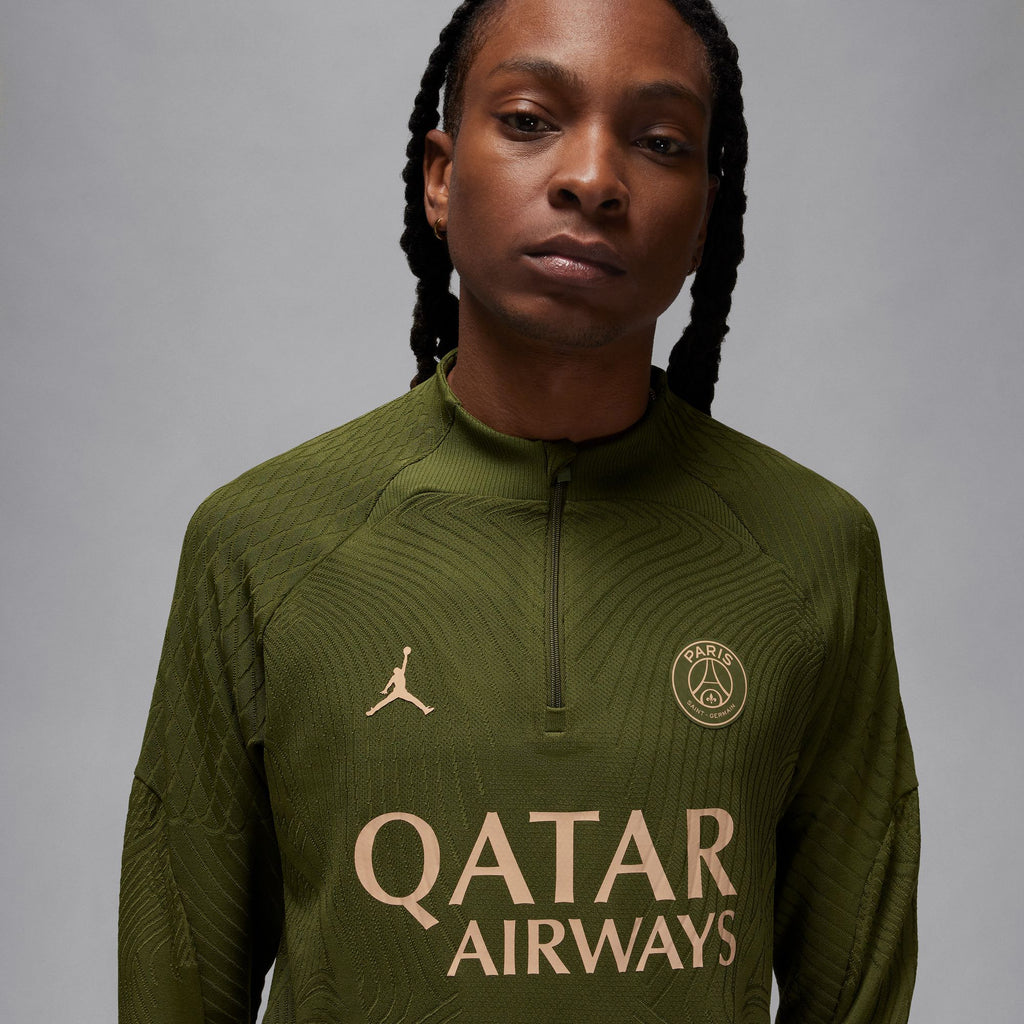 Paris Saint-Germain Dri-FIT Advance 4th top