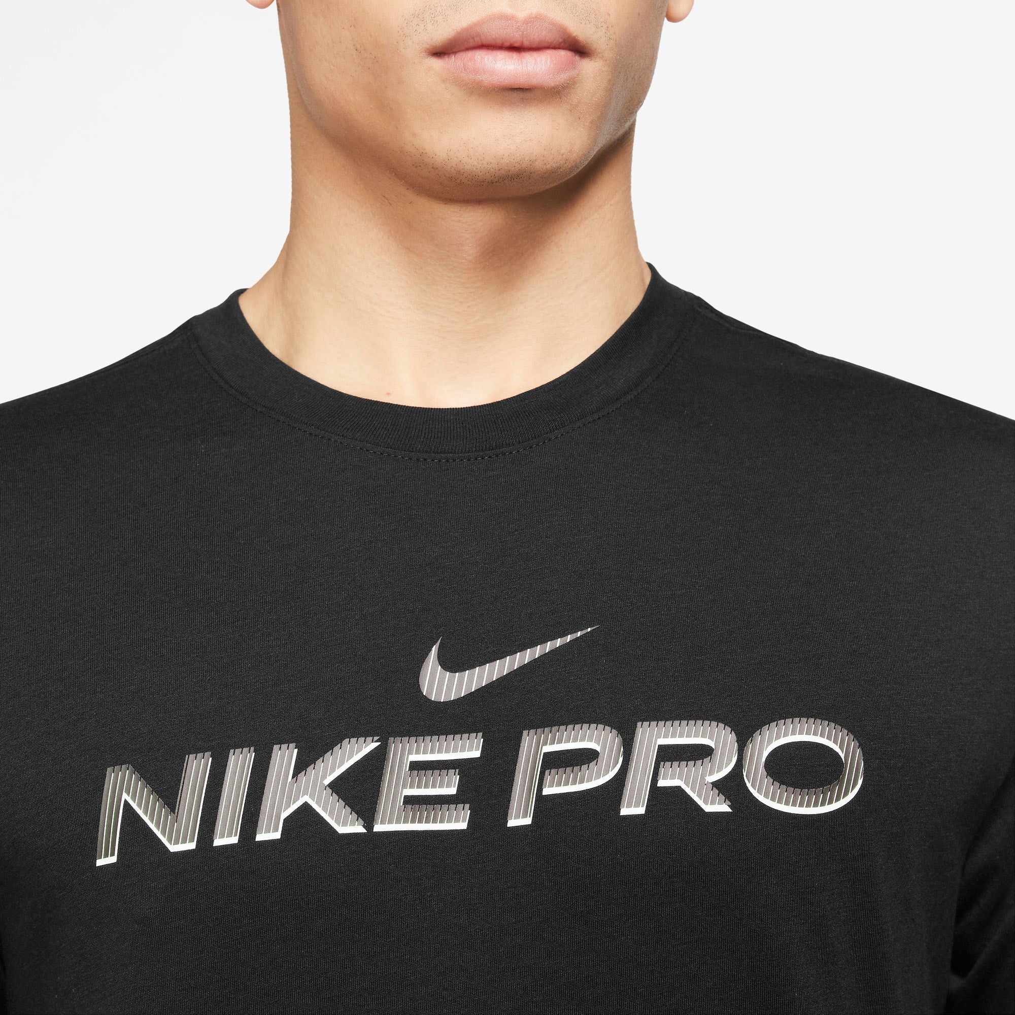 Dri-FIT shortsleeve shirt
