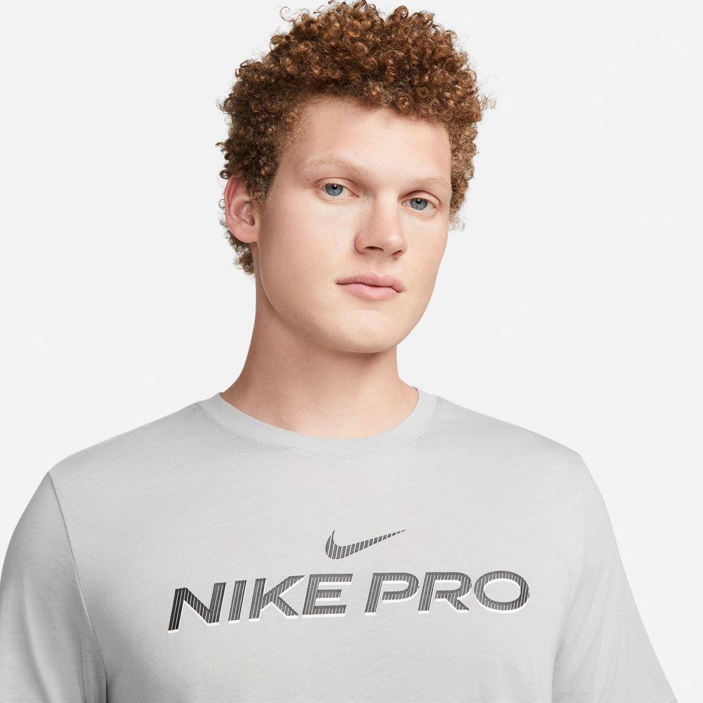 Dri-FIT shortsleeve shirt