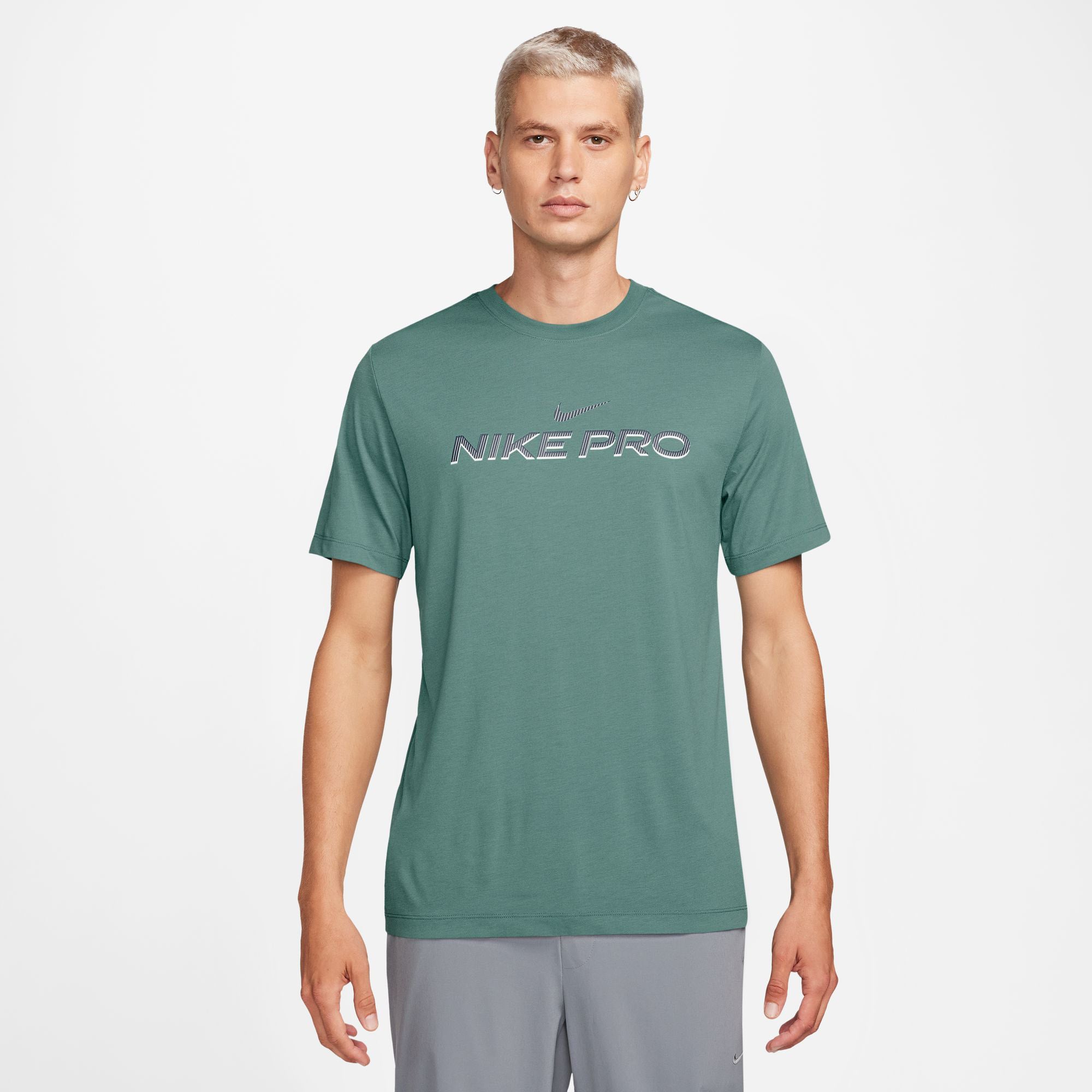 Dri-FIT shortsleeve shirt