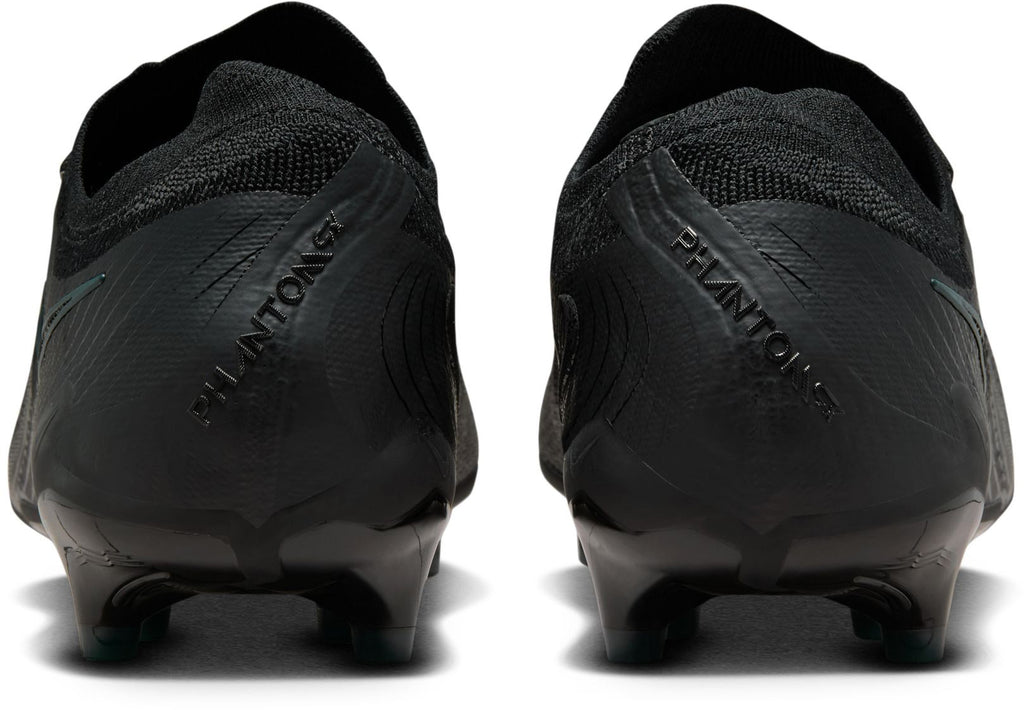 Phantom GX 2 Elite AG voetbalschoenen
