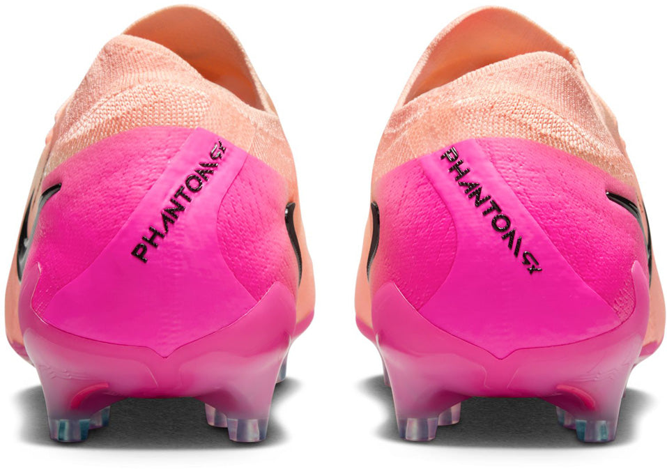 Phantom GX 2 Elite AG voetbalschoenen
