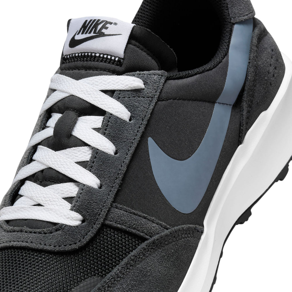 Waffle Debut sneakers