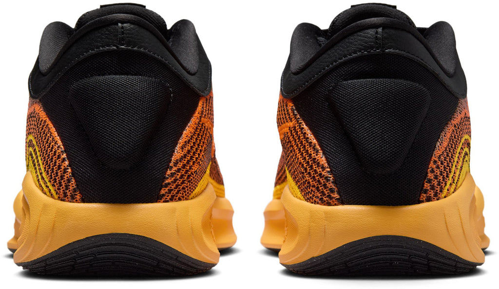 Q.T. Hustle Academy basketbalschoenen