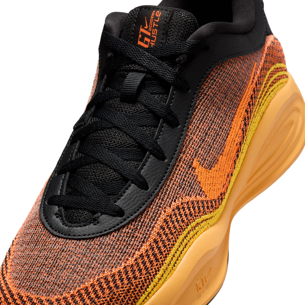 Q.T. Hustle Academy basketbalschoenen
