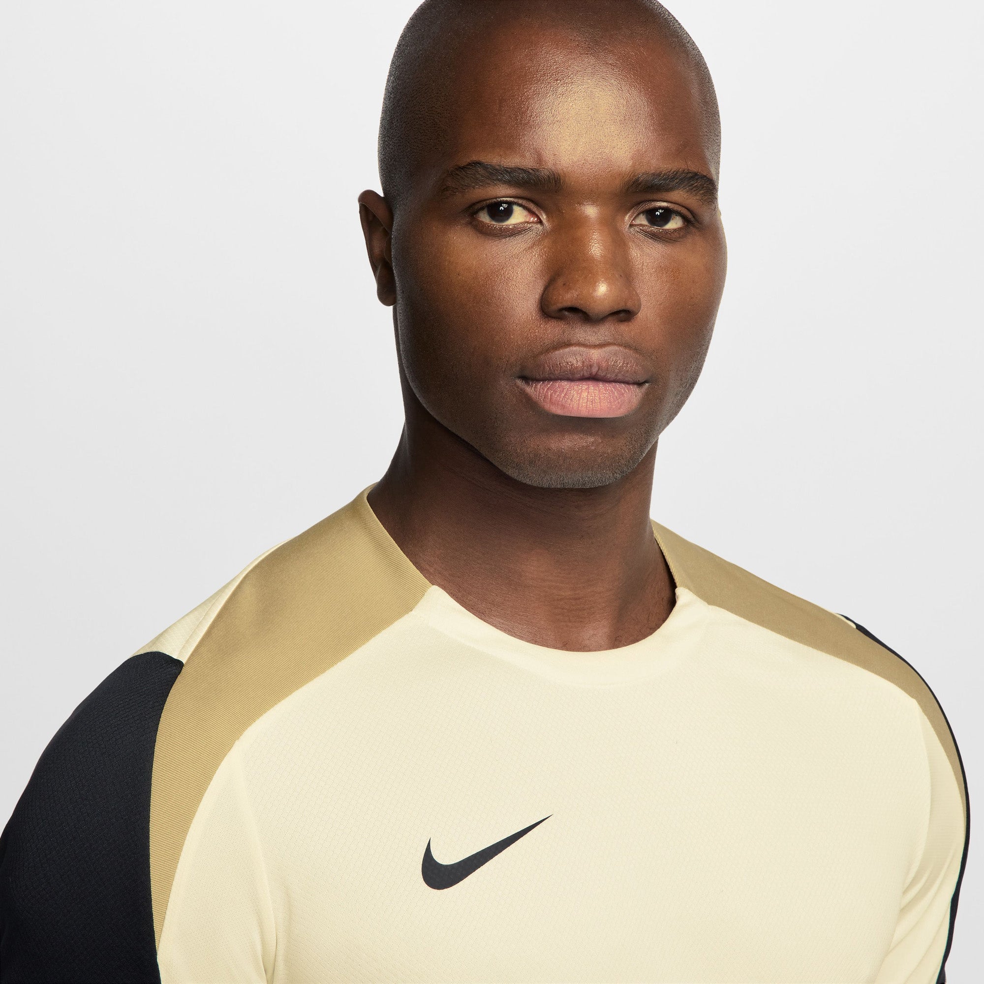 Dri-FIT Strike shirt