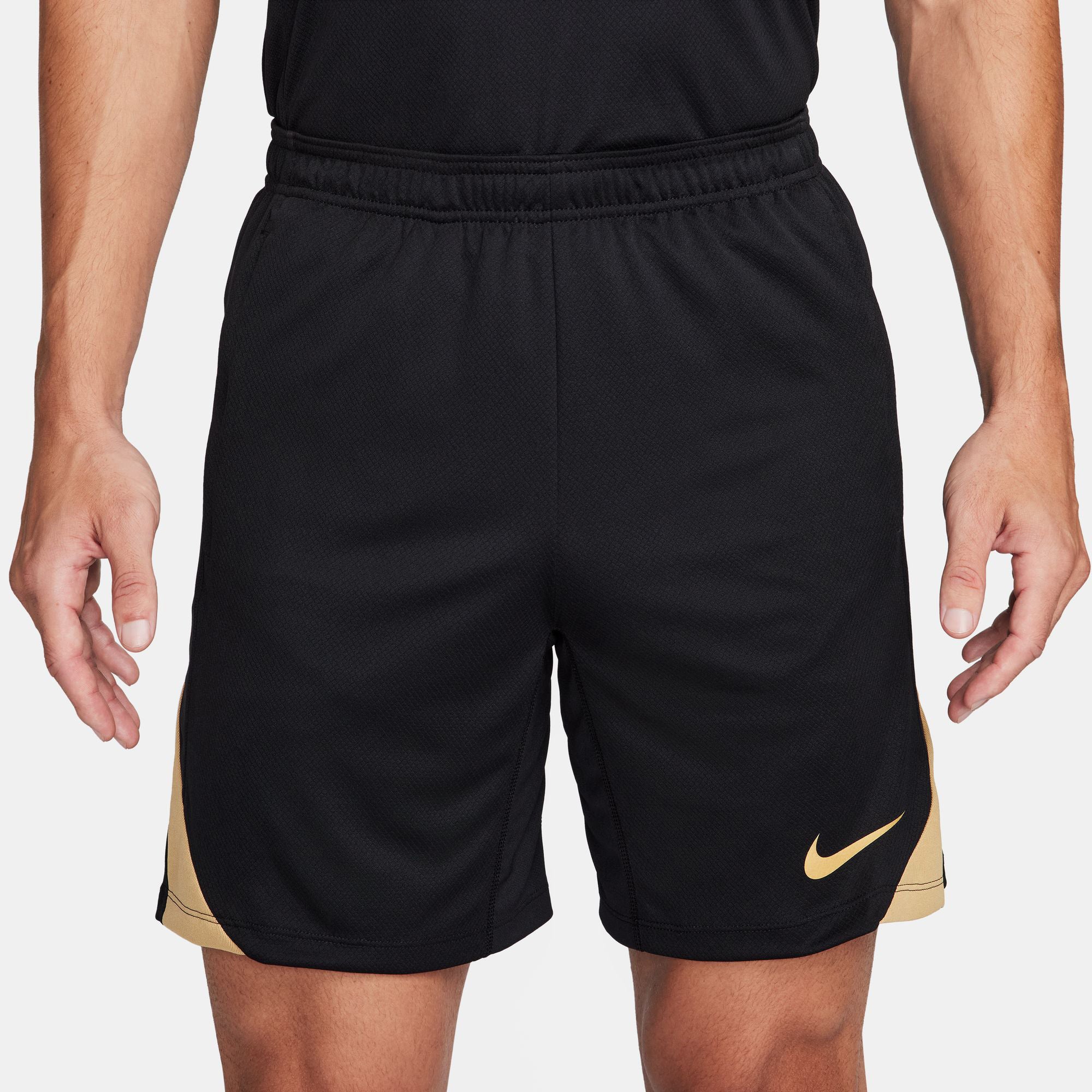 Dri-FIT Strike short