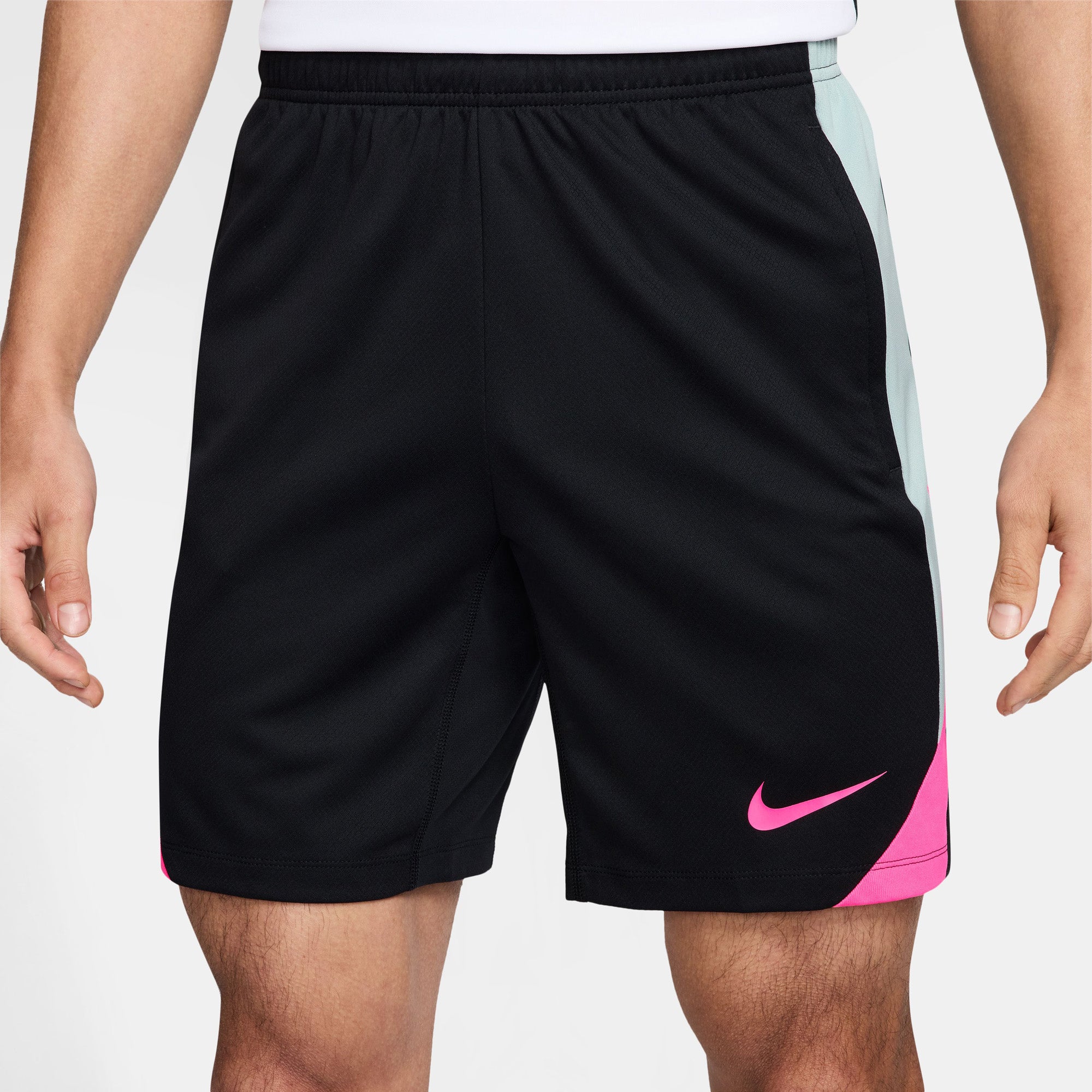 Dri-FIT Strike short