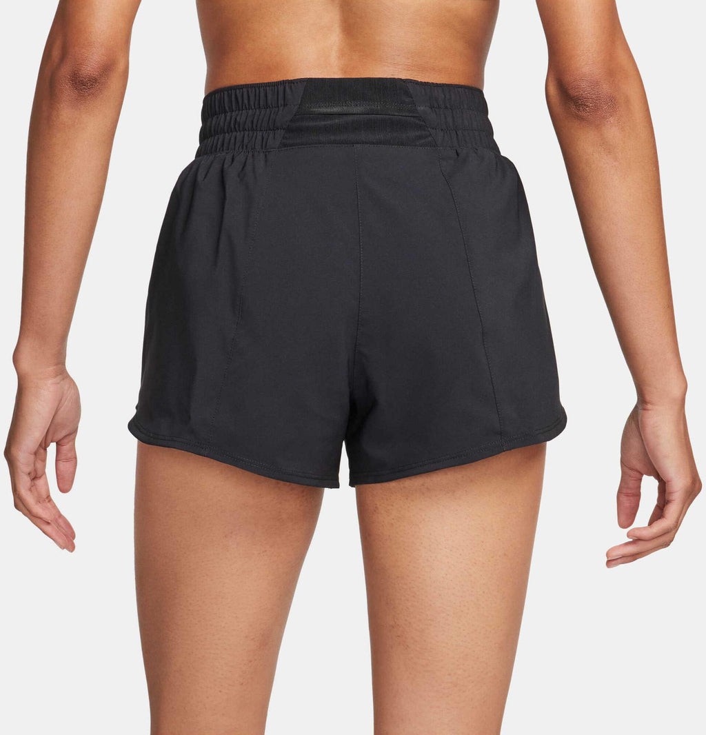Nike One Swoosh short