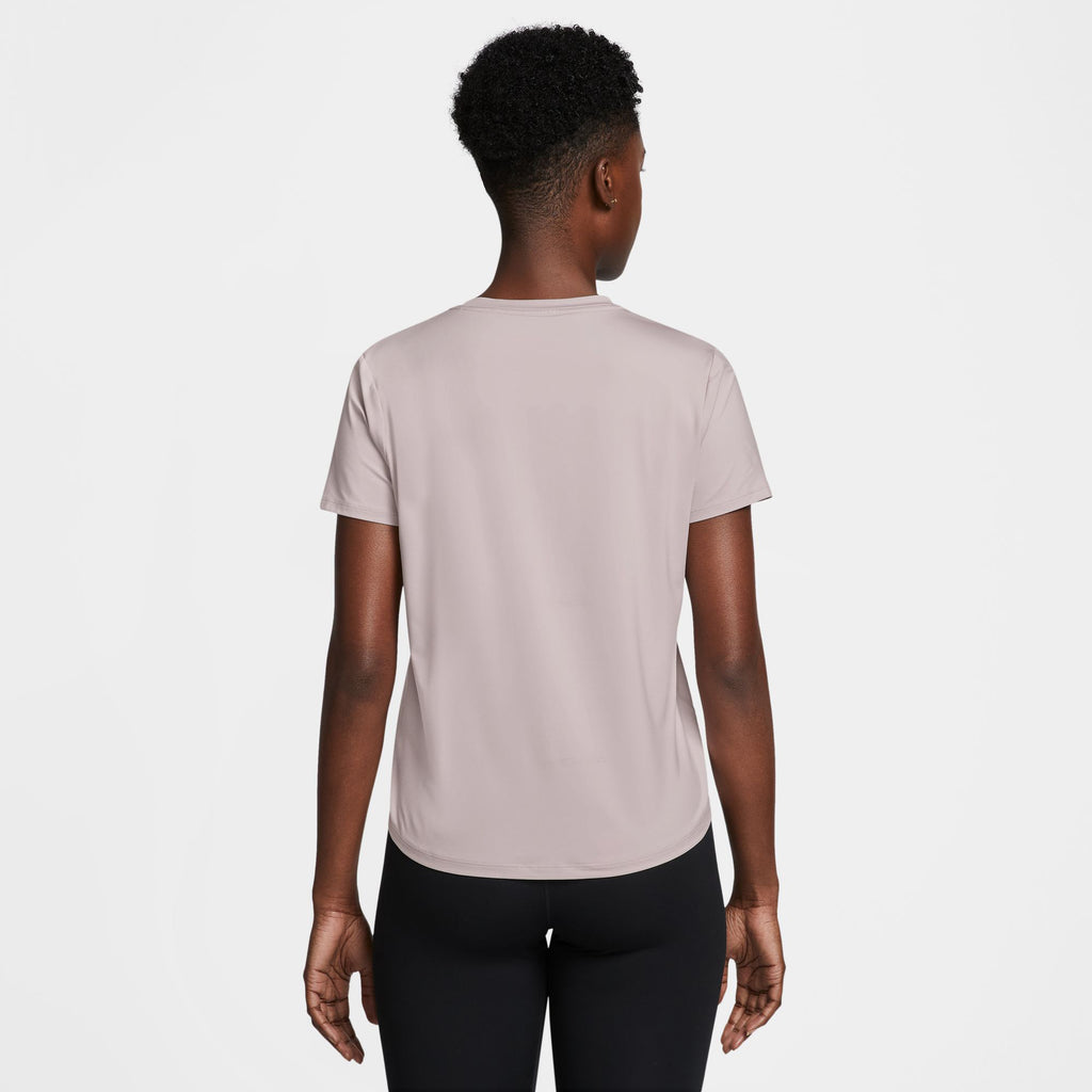 One Classic shortsleeve shirt