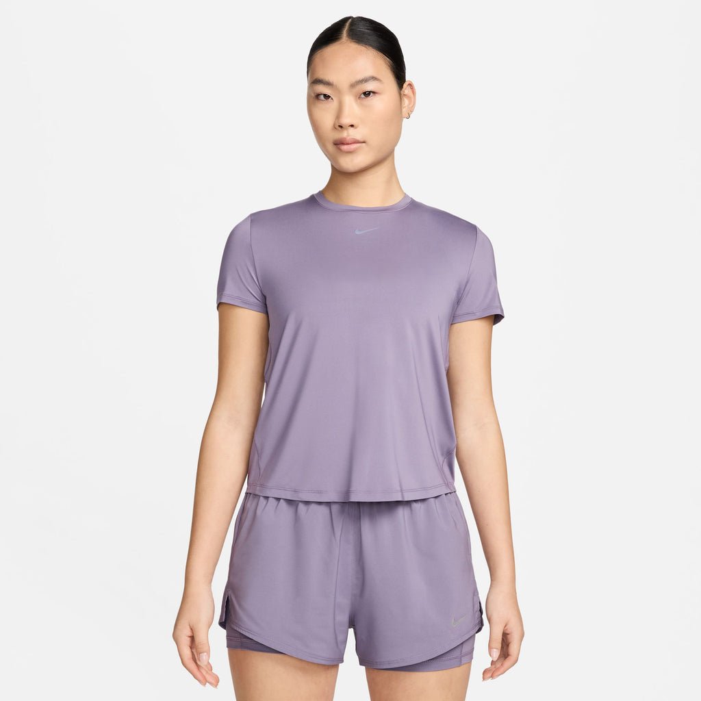 One Classic shortsleeve shirt