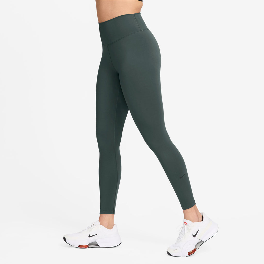One Dri-FIT legging