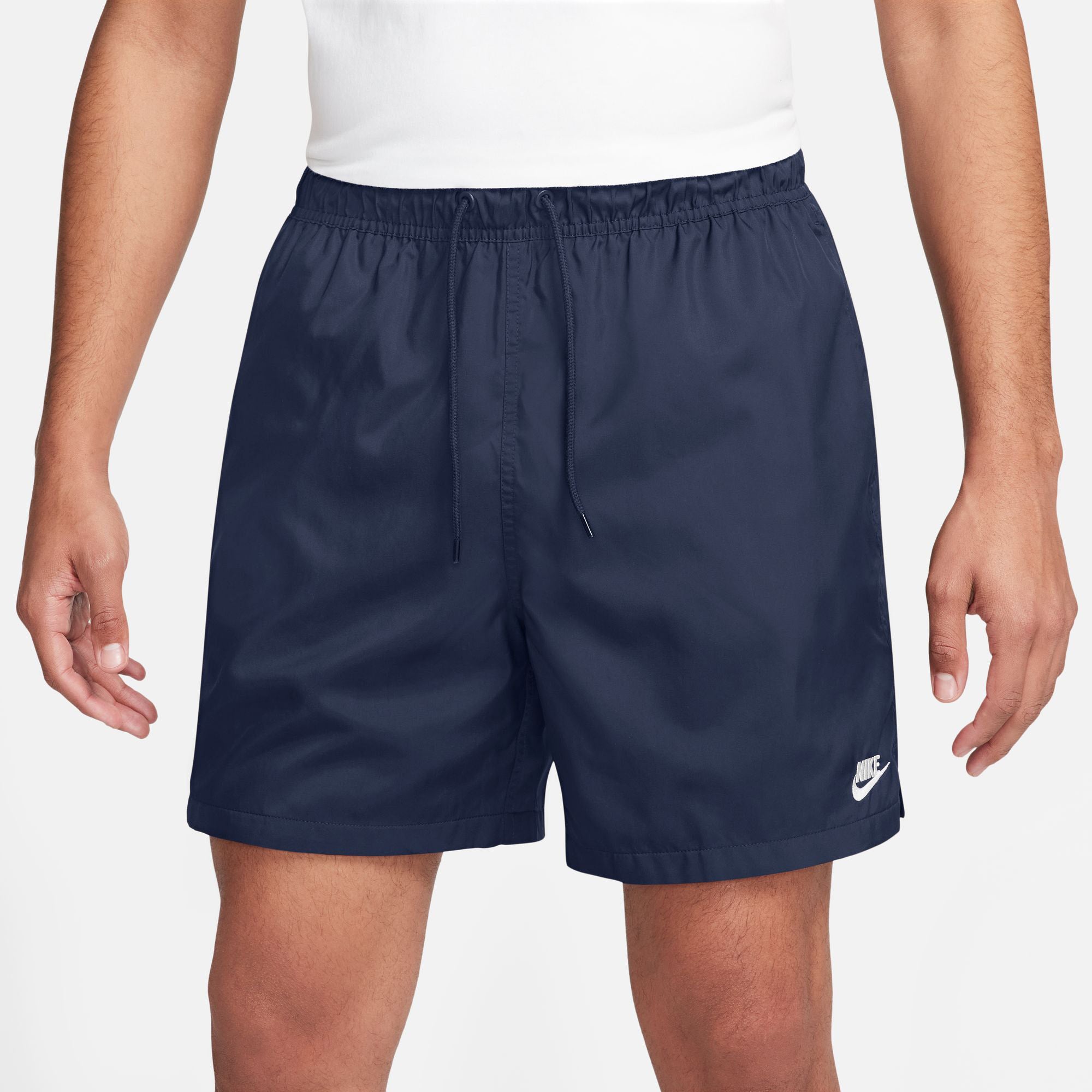 Club Woven Flow short