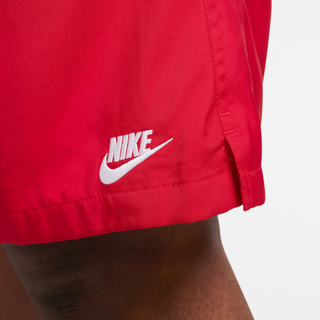 Club Woven Flow short