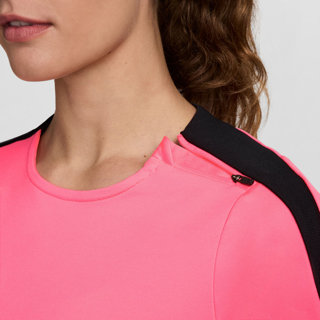 Strike longsleeve top