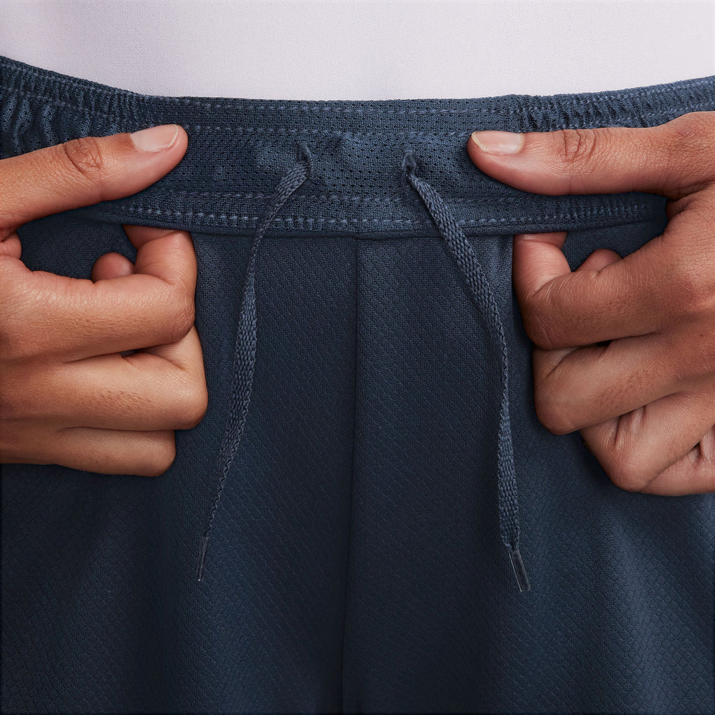 Strike short