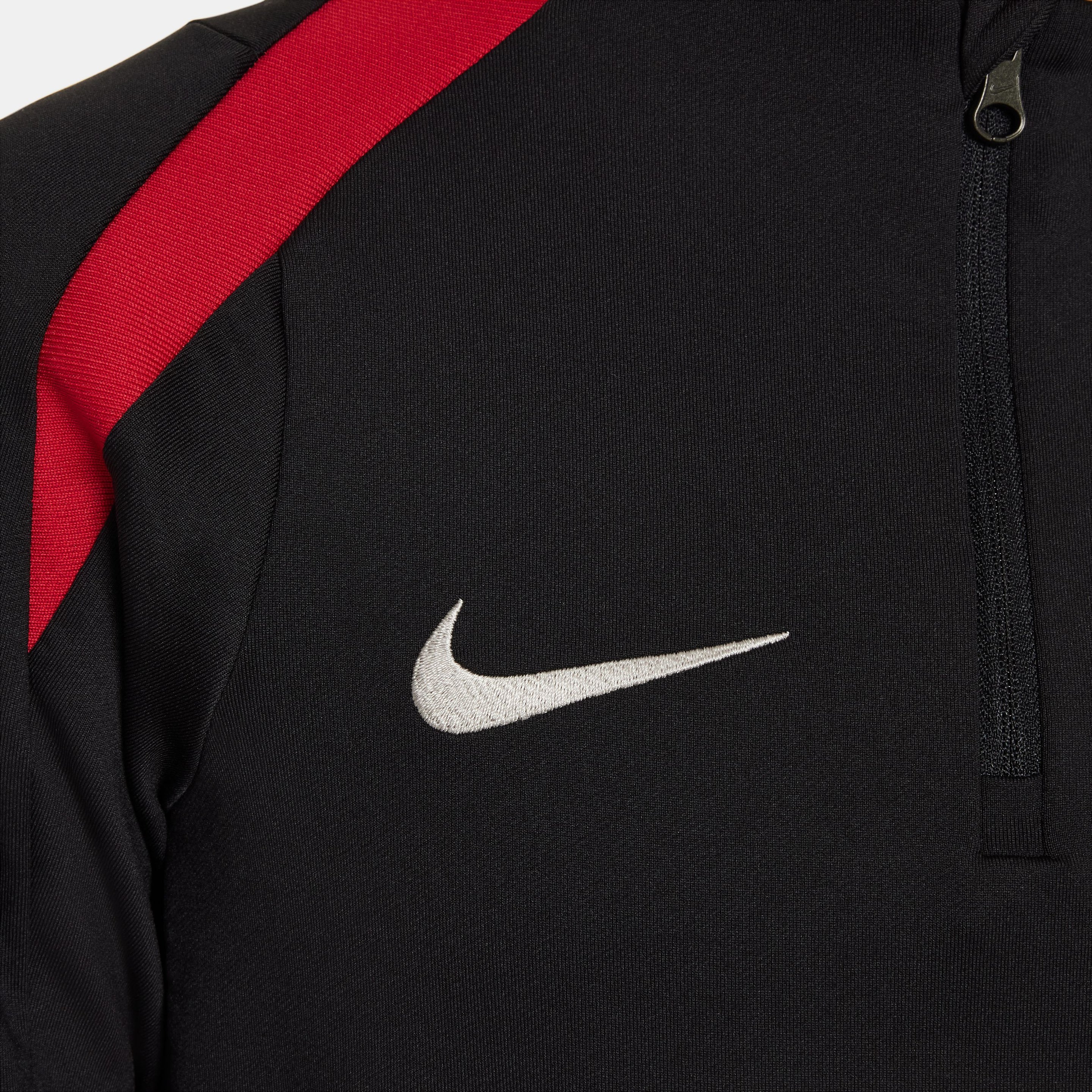 Liverpool FC Strike shirt 24/25
