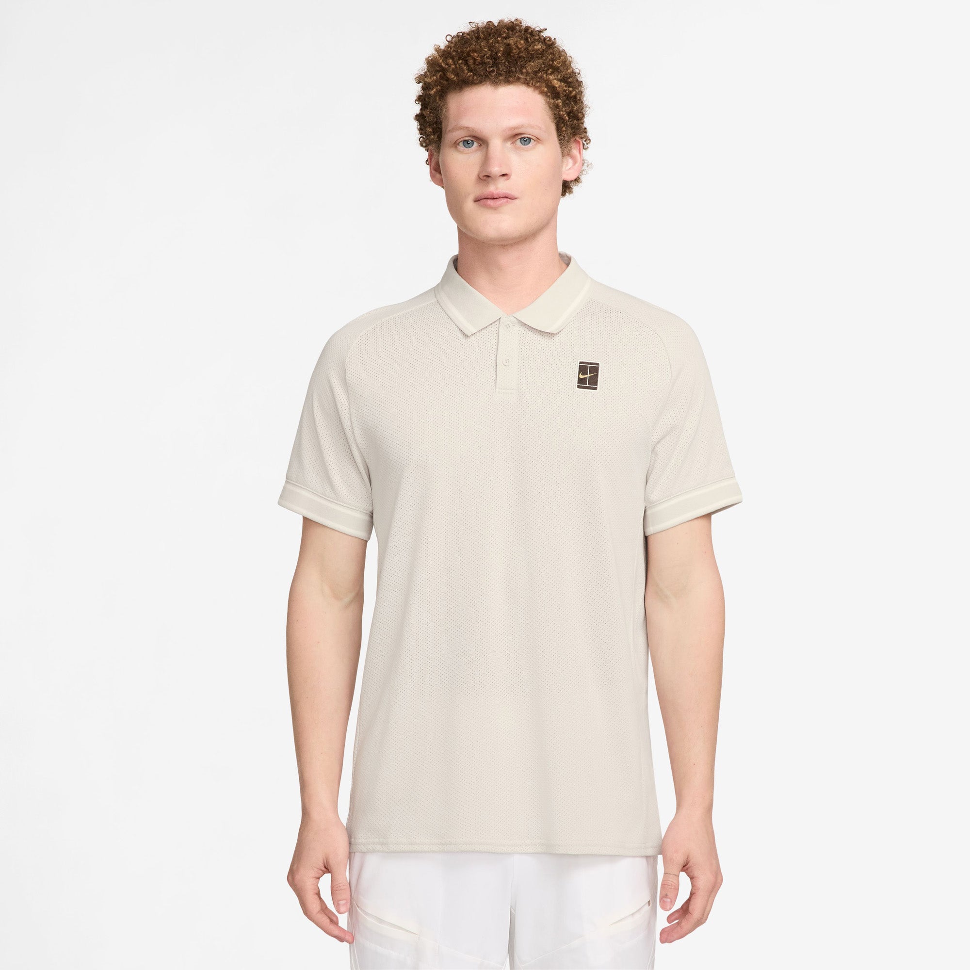 Court Heritage t-shirt