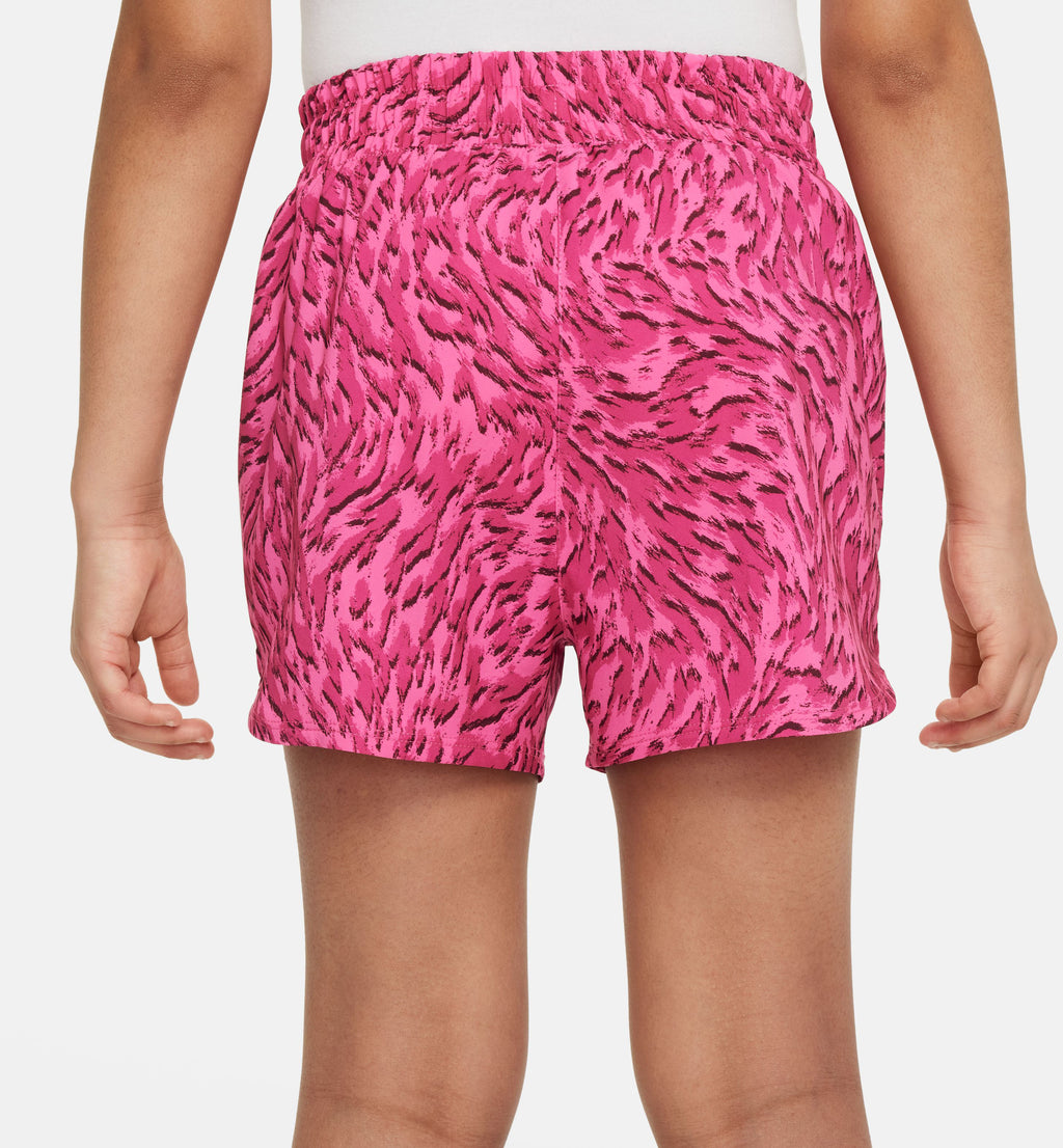 One Woven short