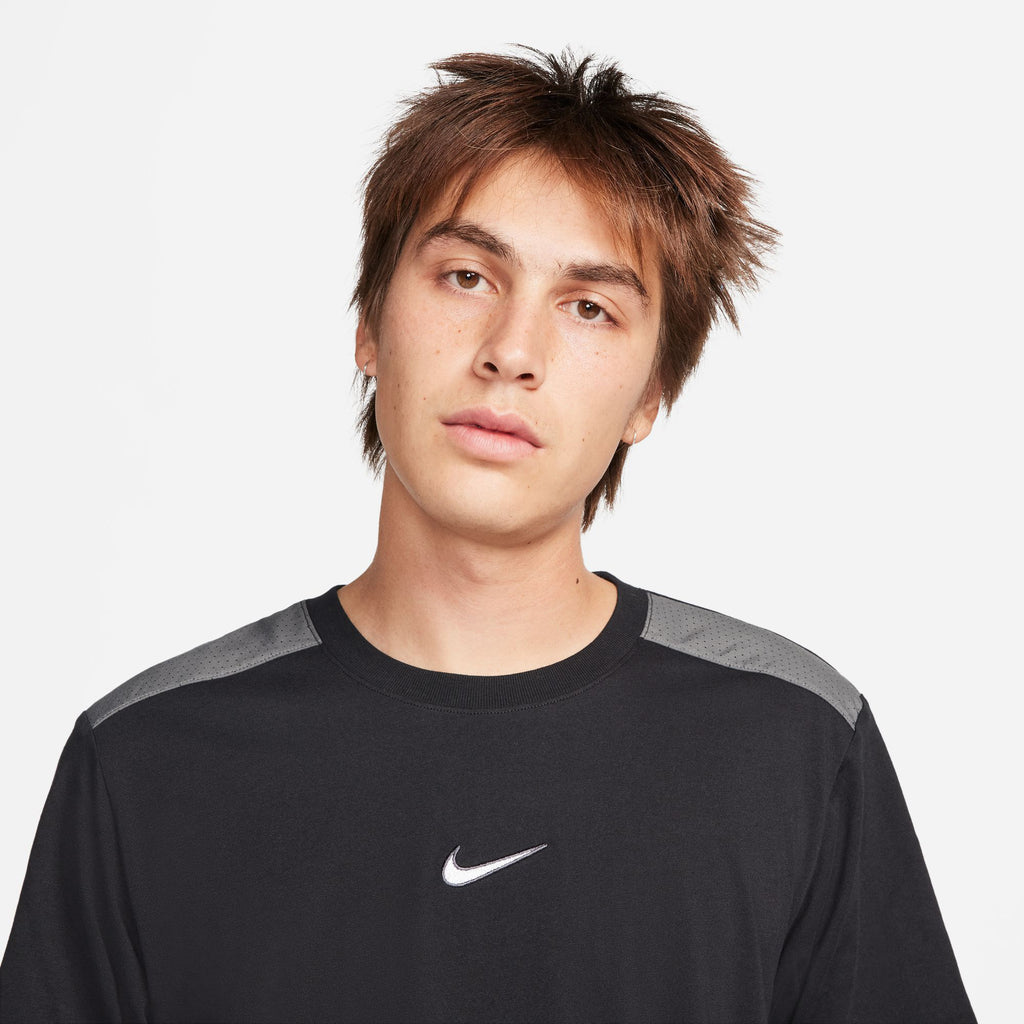 Sportswear Graphic t-shirt