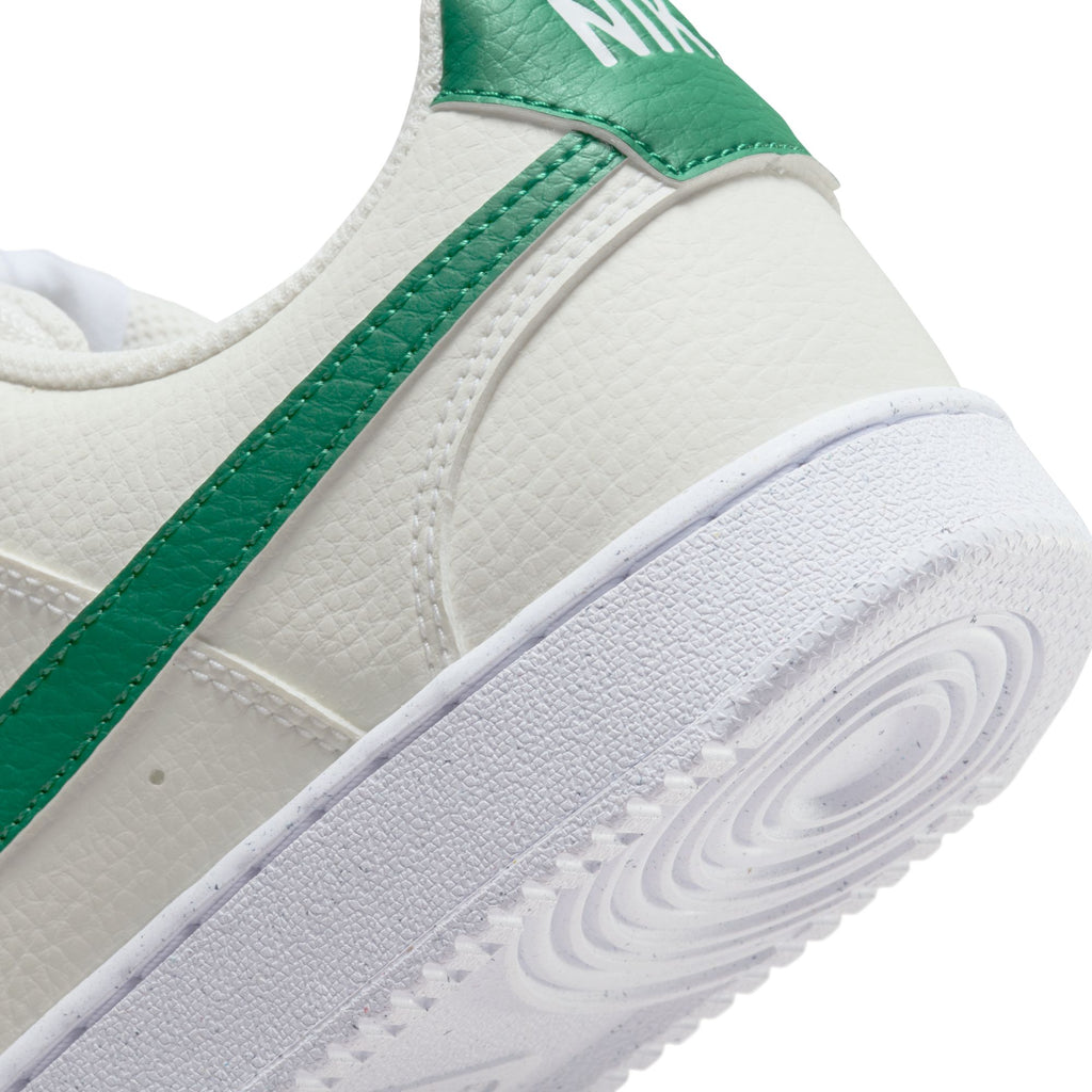 Court Vision sneakers