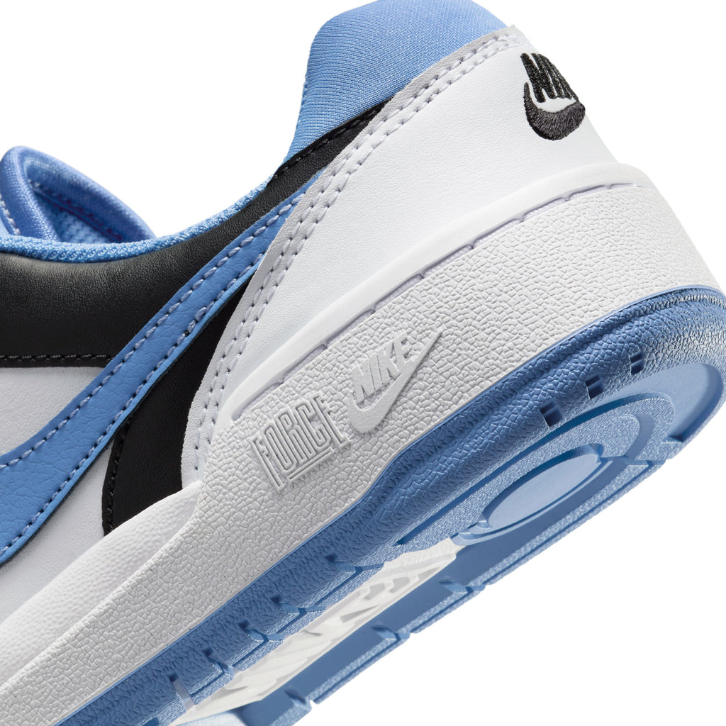 Full Force sneakers